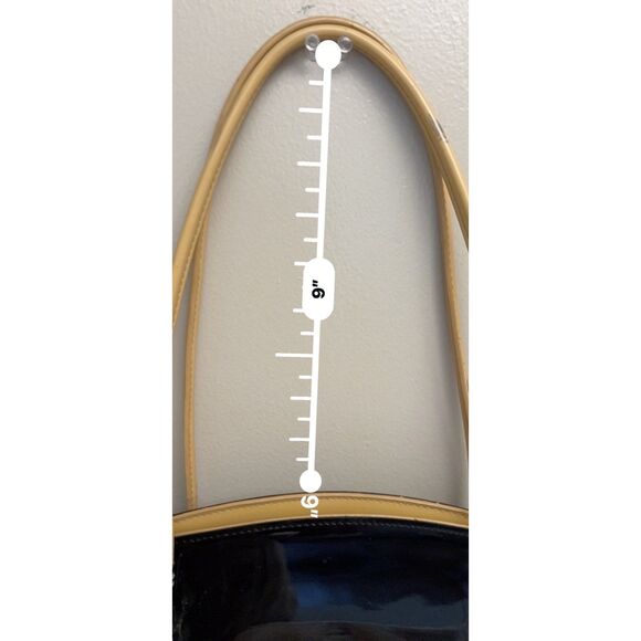 Bejio "Over the Moon" black patent crescent shoulder bag - Picture 10 of 10